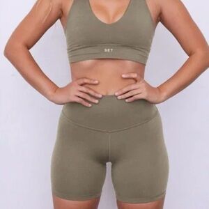 Set Active Luxform Biker Shorts - Sage